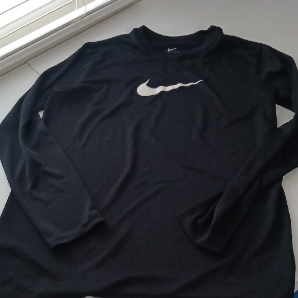 Nike Top - Picture 1 of 4